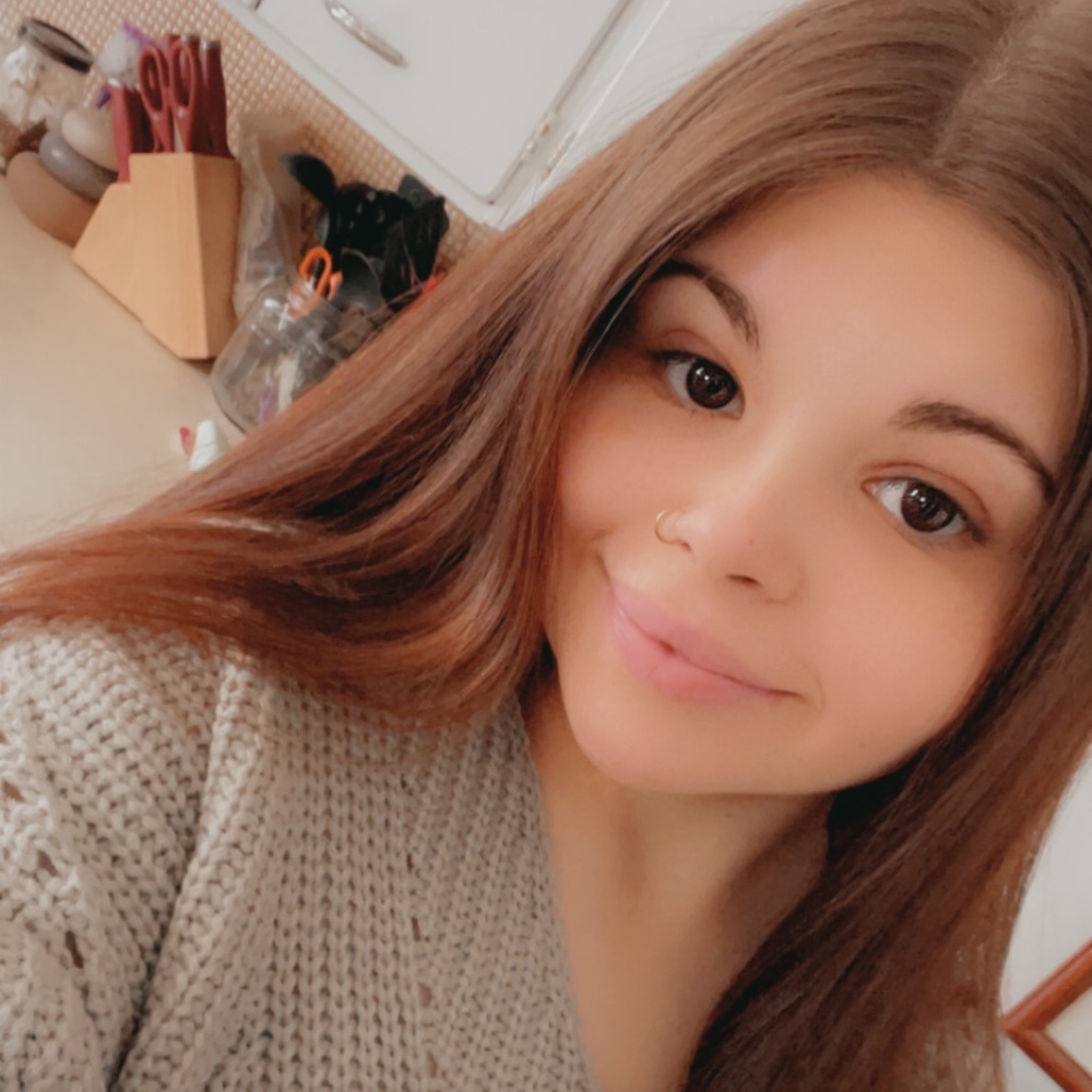 Meet your Posher, Elayna